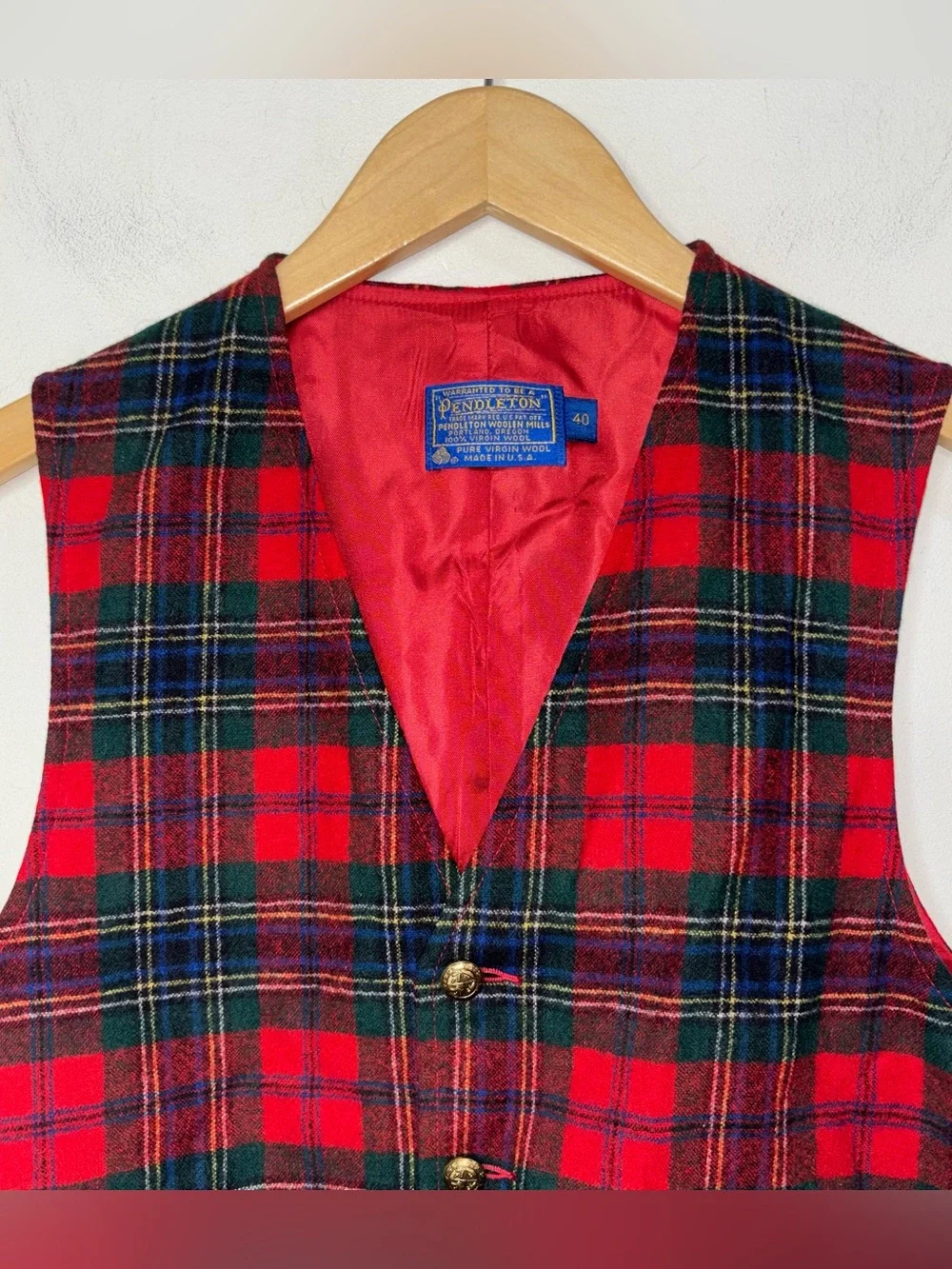 Vintage Pendleton Wool Vest Men's 40 Red Tartan Scottish Plaid Buttons Pockets